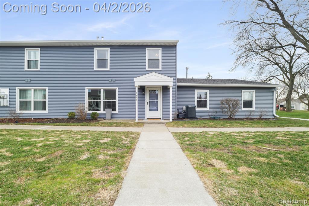 9463 Parkwood N, Davison, MI 48423 — front exterior