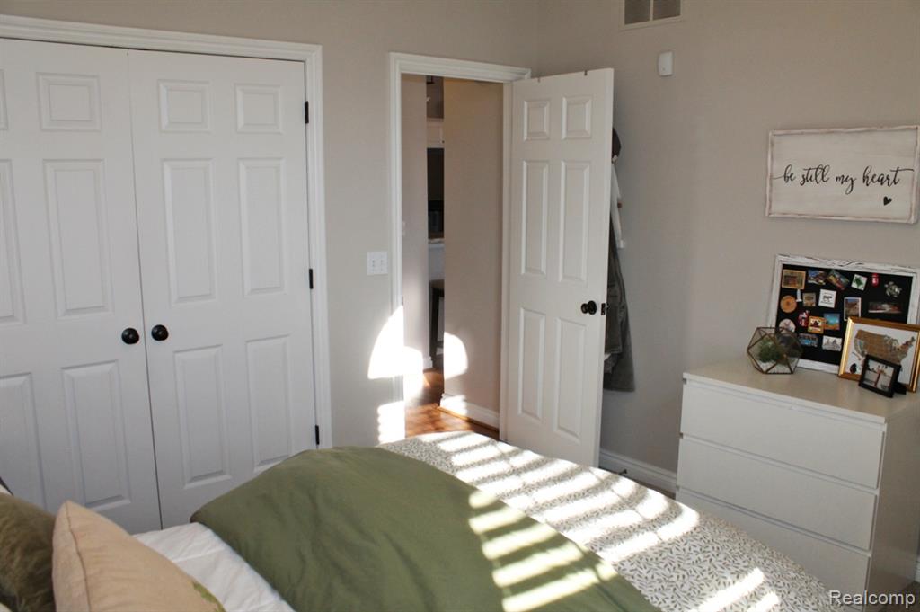 45679 N Stonewood Road, 58, Canton, MI 48187 — Photo 32