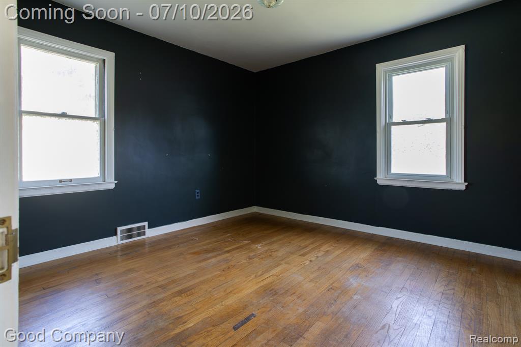 723 Pine Street, Wyandotte, MI 48192 — Photo 13