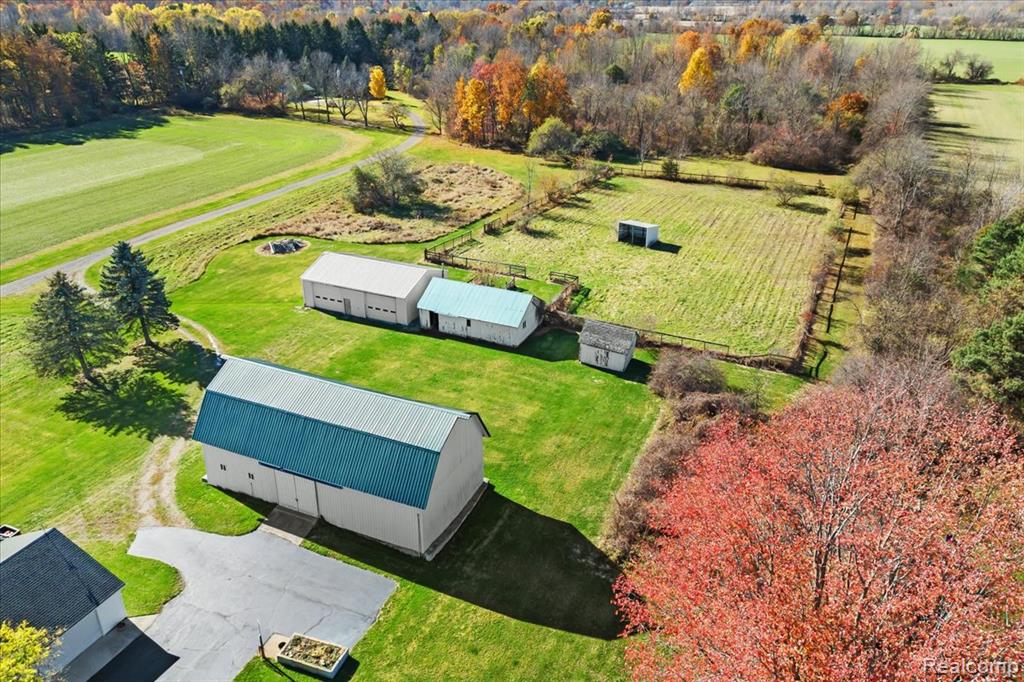 2795 N Burkhart Road, Howell, MI 48855 — Photo 21