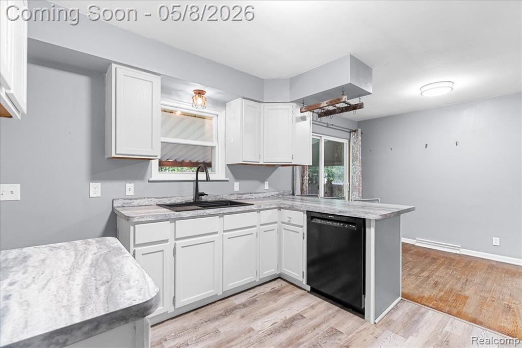 2413 Kuerbitz Drive, Lansing, MI 48906 — Photo 18