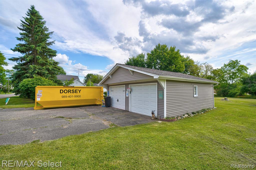 205 N Jefferson Street, Otisville, MI 48463 — Photo 11