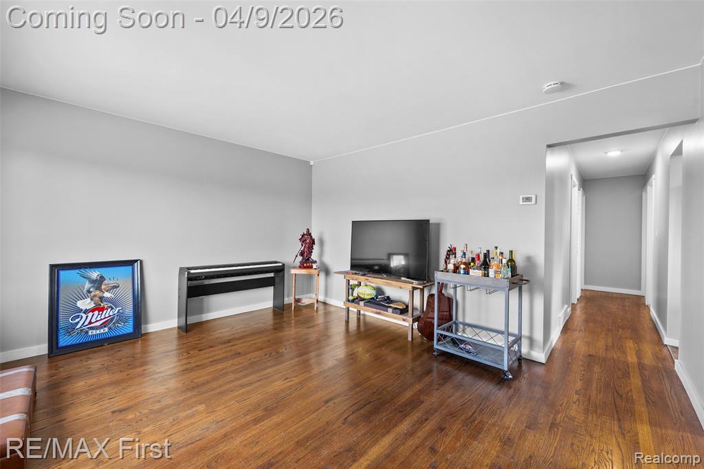 23036 COUZENS Avenue, Hazel Park, MI 48030 — Photo 12