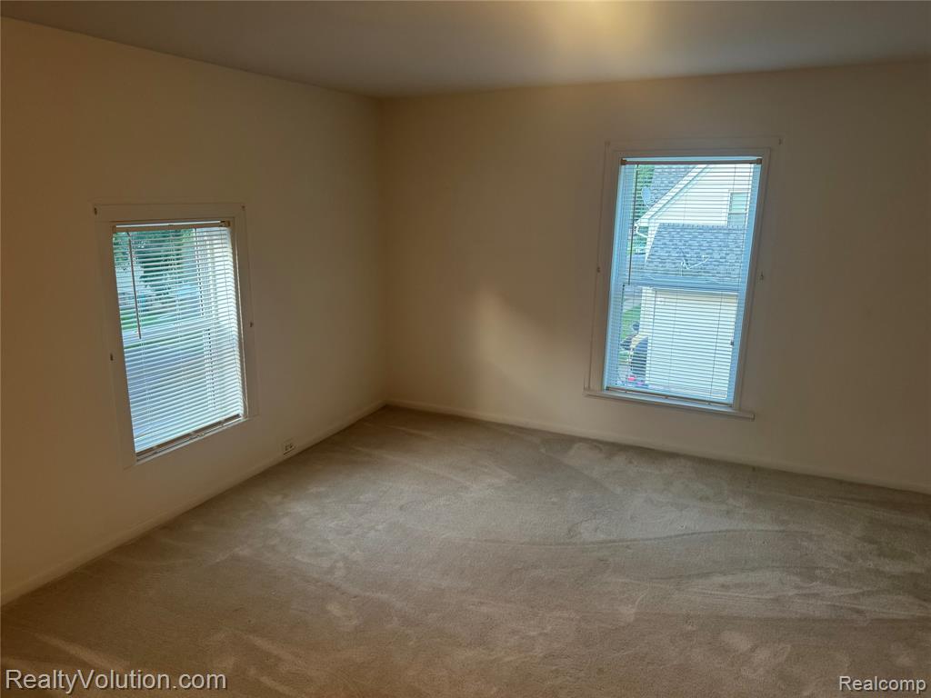 727 W Park Street, Lapeer, MI 48446 — Photo 5