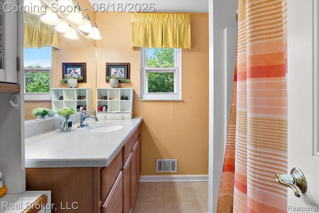 6339 Westwego Drive, Brighton, MI 48116 — Photo 36