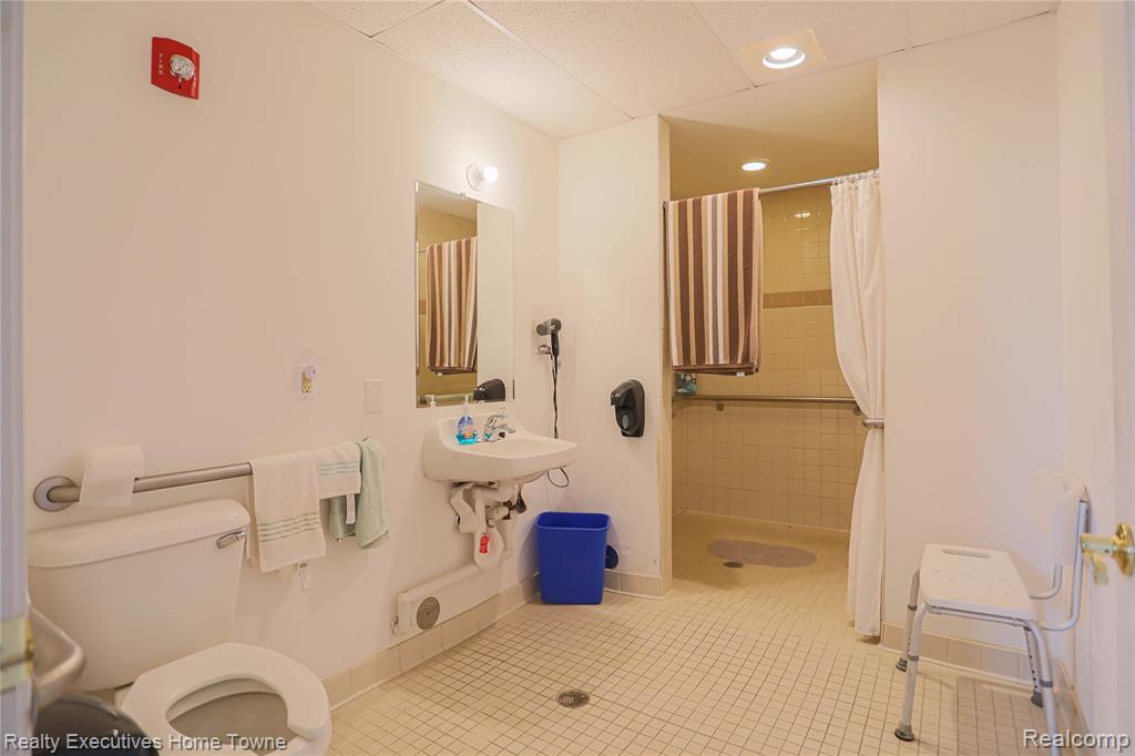 9334 River Road, Algonac, MI, 48001