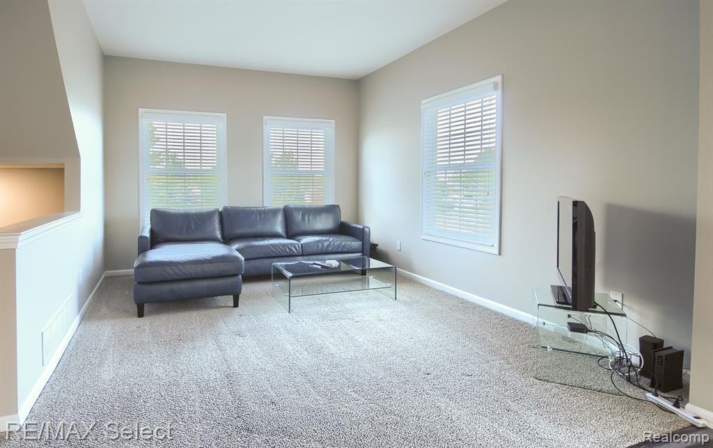 700 Eagle Drive, Fenton, MI 48430 — Photo 11
