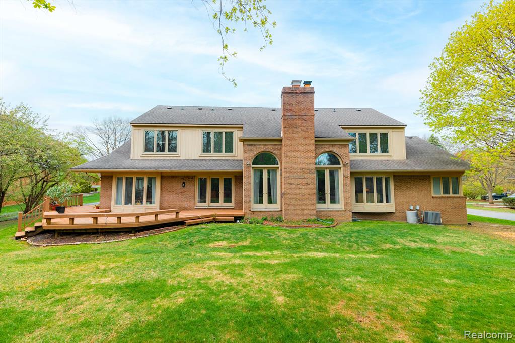 4599 RAVINE Drive, Bloomfield Hills, MI 48301 — Photo 45