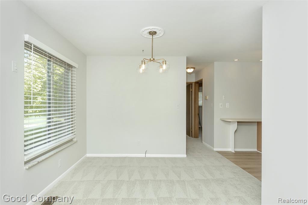 946 N Adams Road, Birmingham, MI 48009 — Photo 16