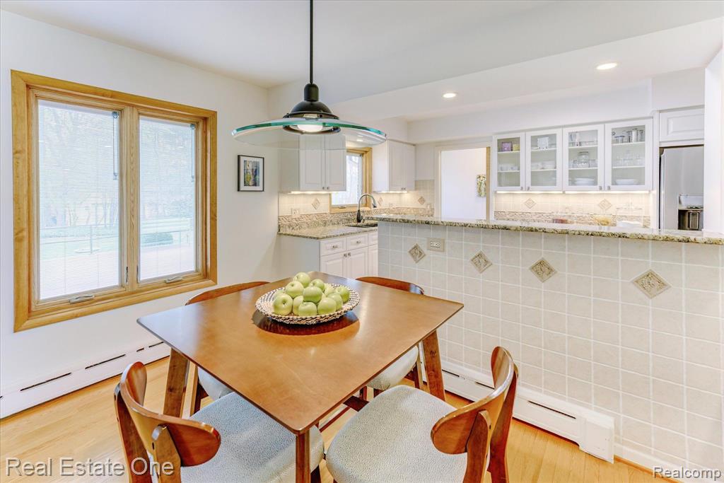 488 ORCHARDALE Drive, Rochester Hills, MI 48309 — Photo 33