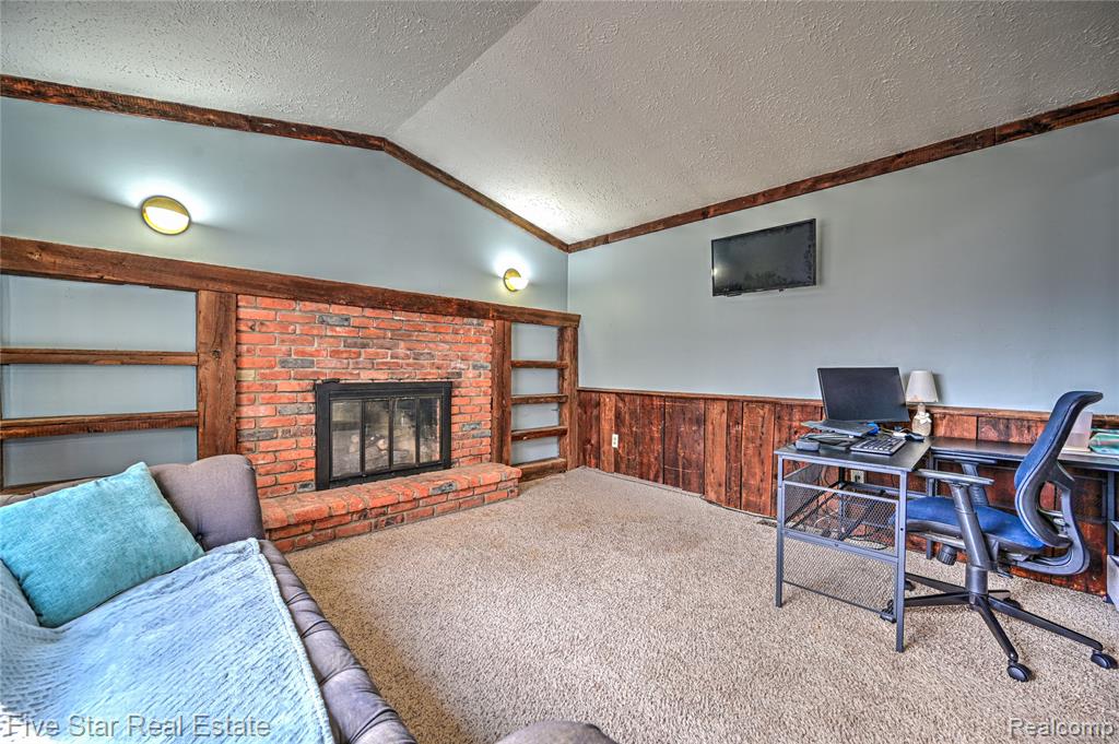 12335 Big Lake Road, Davisburg, MI 48350 — Photo 15