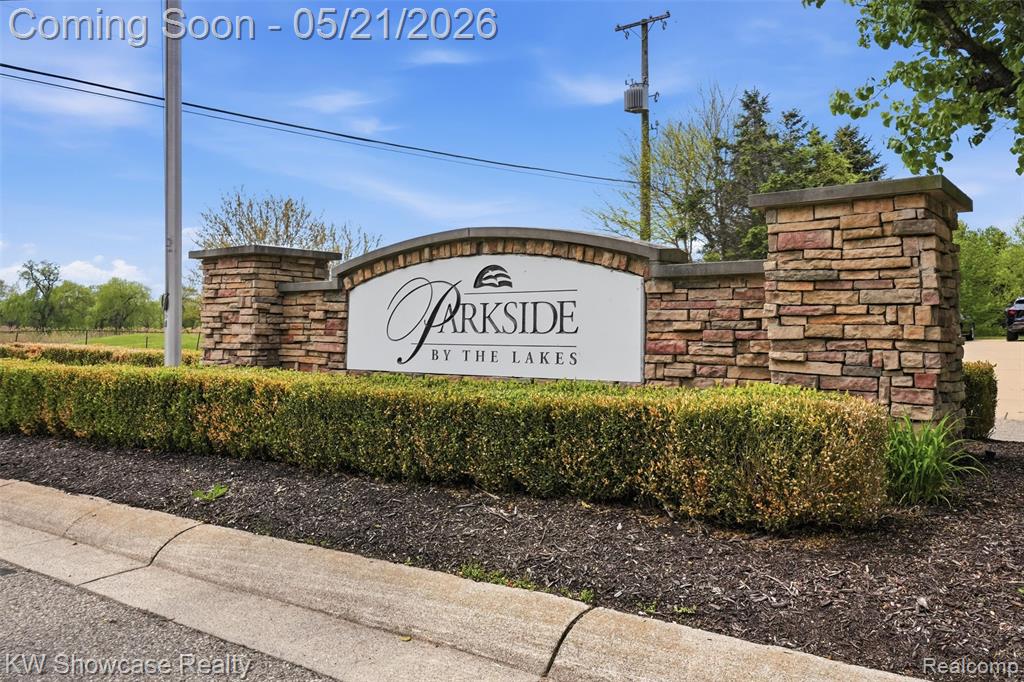 2143 Warbler Court, Commerce Twp, MI 48382 — Photo 43