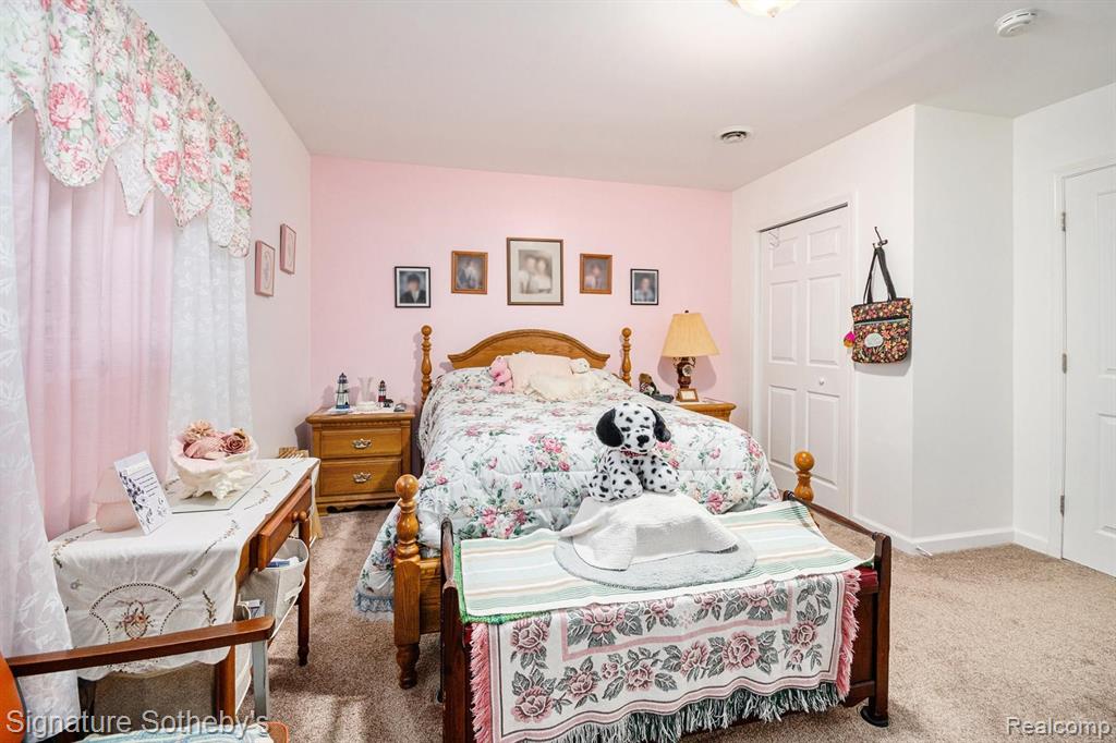72 MARION Avenue, Waterford, MI 48328 — Photo 12
