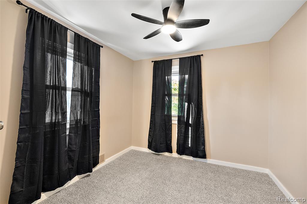45 N Merrimac Street, Pontiac, MI 48340 — Photo 41