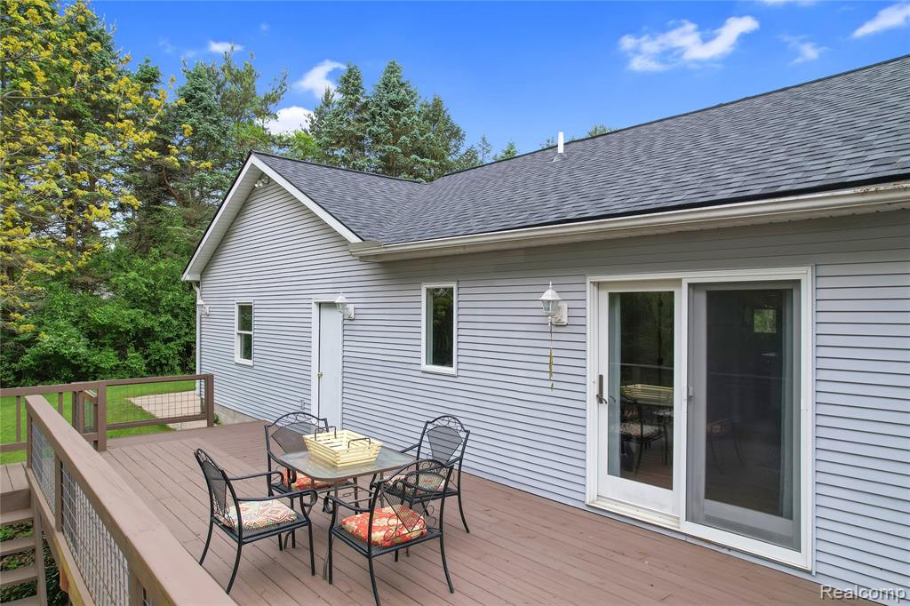 9587 Harmon Lane, South Lyon, MI 48178 — Photo 31