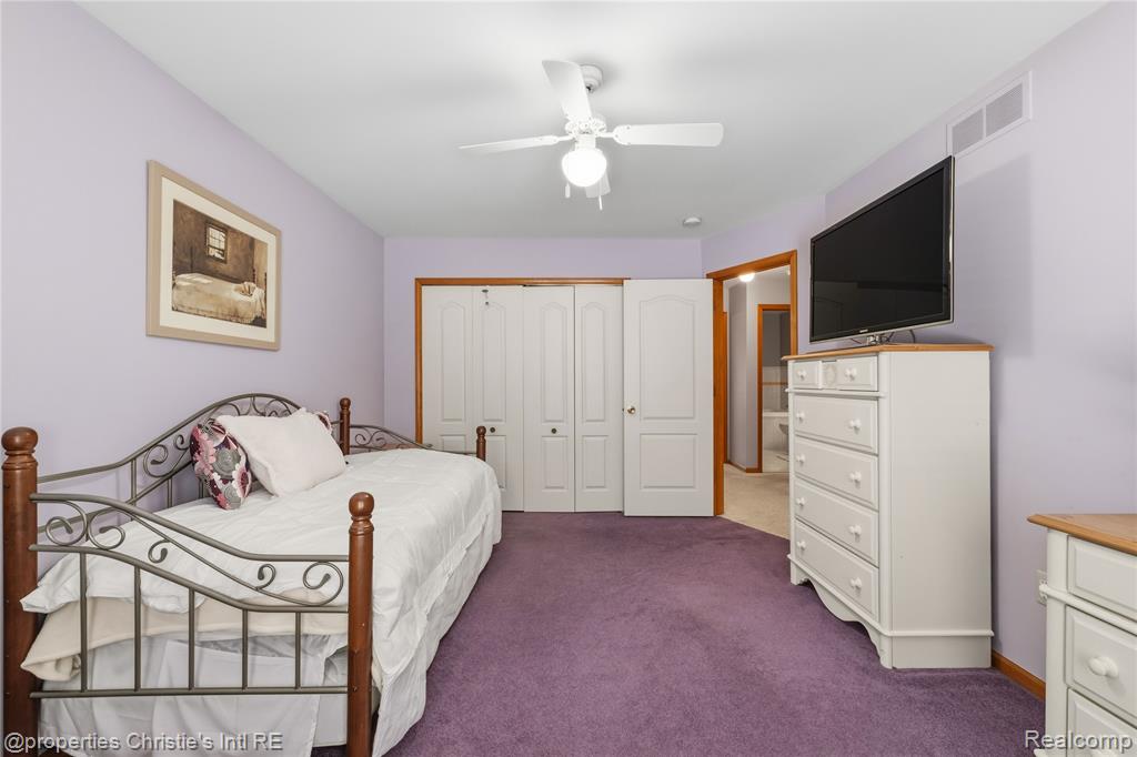 39780 Southpointe Avenue, Harrison Township, MI — Photo 21