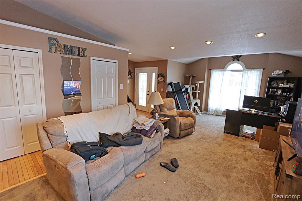 31657 Sibley Road, New Boston, MI 48164 — Photo 22