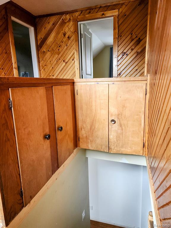 4010 RED ARROW Road, Flint, MI 48507 — Photo 16