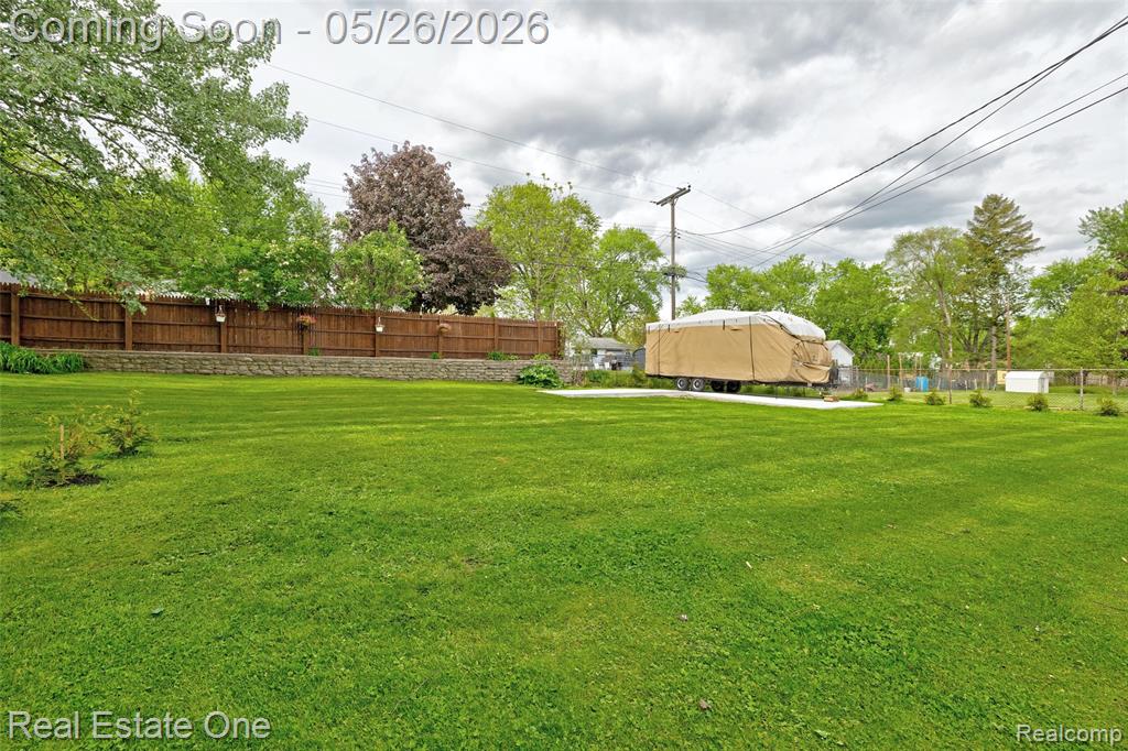 6394 Manson Drive, Waterford, MI 48329 — Photo 51