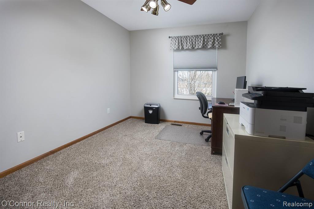 748 ALEXANDRIA Street, Marysville, MI 48040 — Photo 20