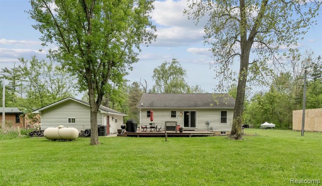 4438 PINEGROVE Drive, Dryden, MI 48428 — Photo 44