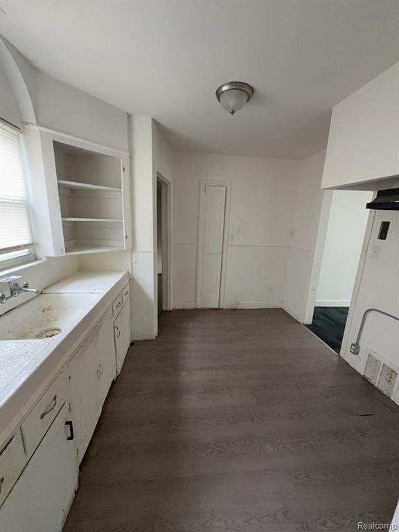 9164 Mendota Street, Detroit, MI 48204 — Photo 8