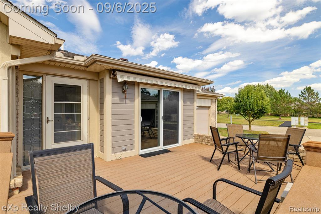 50165 Pepper Tree Drive, 52, Macomb, MI 48044 — Photo 9