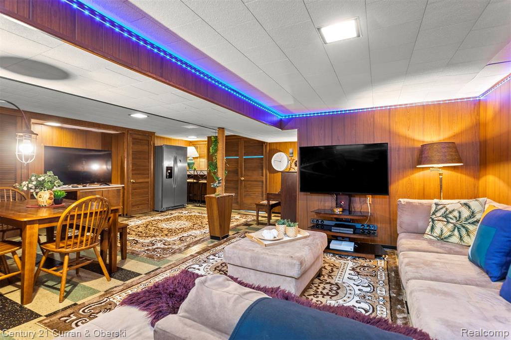 6647 Shadowlawn Street, Dearborn Heights, MI 48127 — Photo 13
