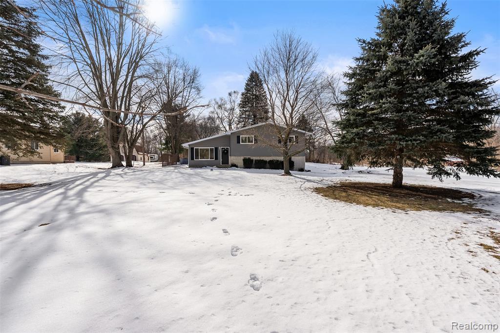 7067 Stanley Rd Road, Flushing, MI 48433 — Photo 3
