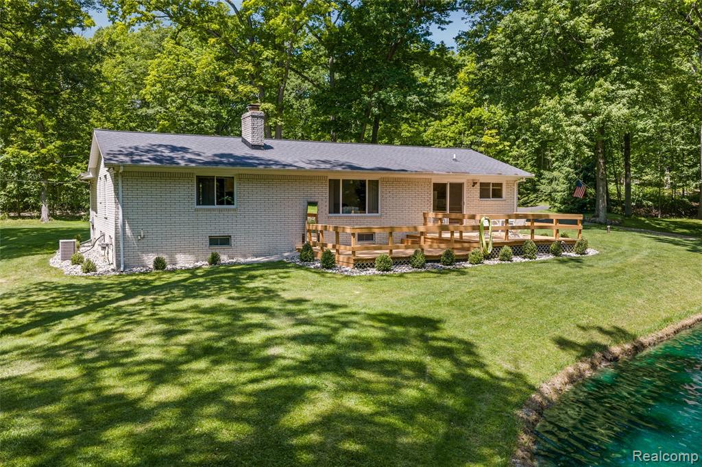 10100 Bridge Lake Road, Clarkston, MI 48348 — Photo 35