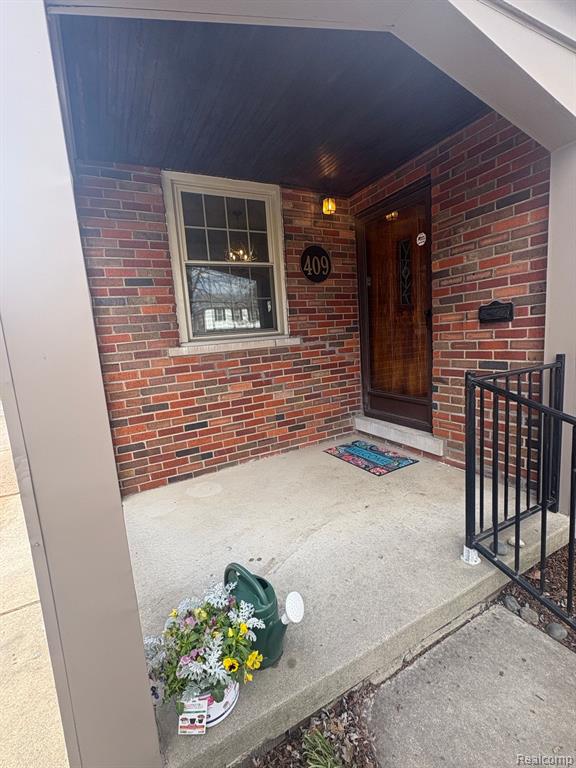 409 Belanger Street, Grosse Pointe Farms, MI 48326 — Photo 2