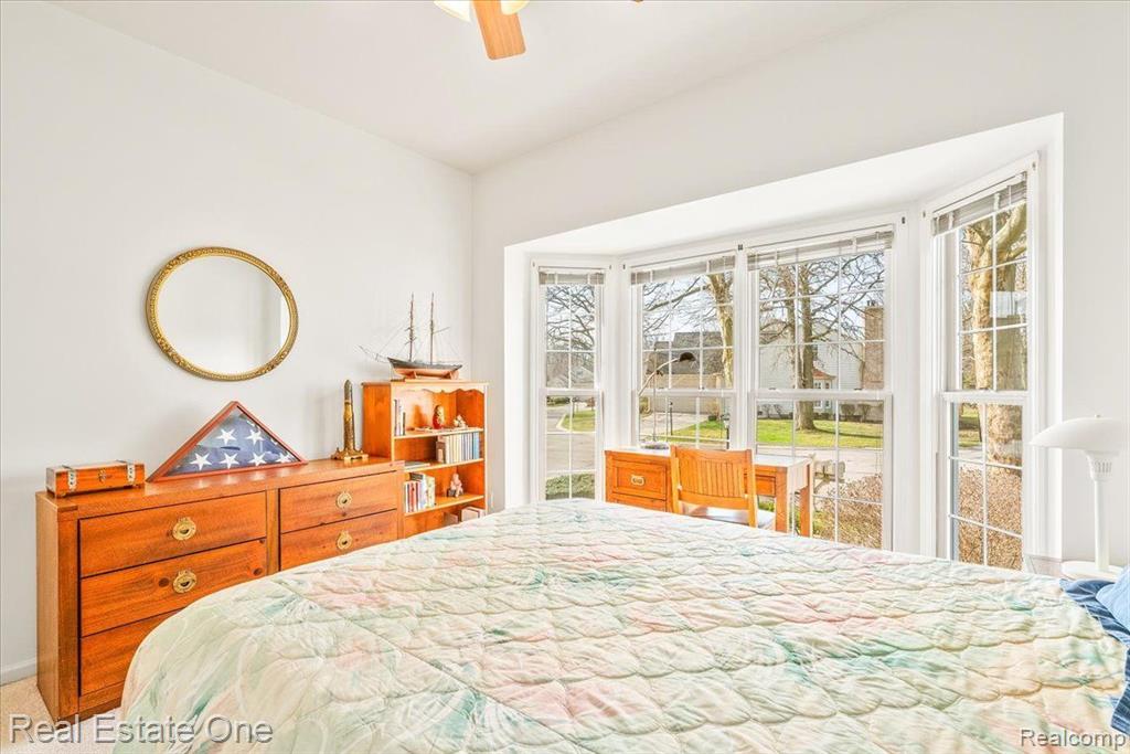 39612 GREENBRIER Court, Northville, MI 48168 — Photo 41