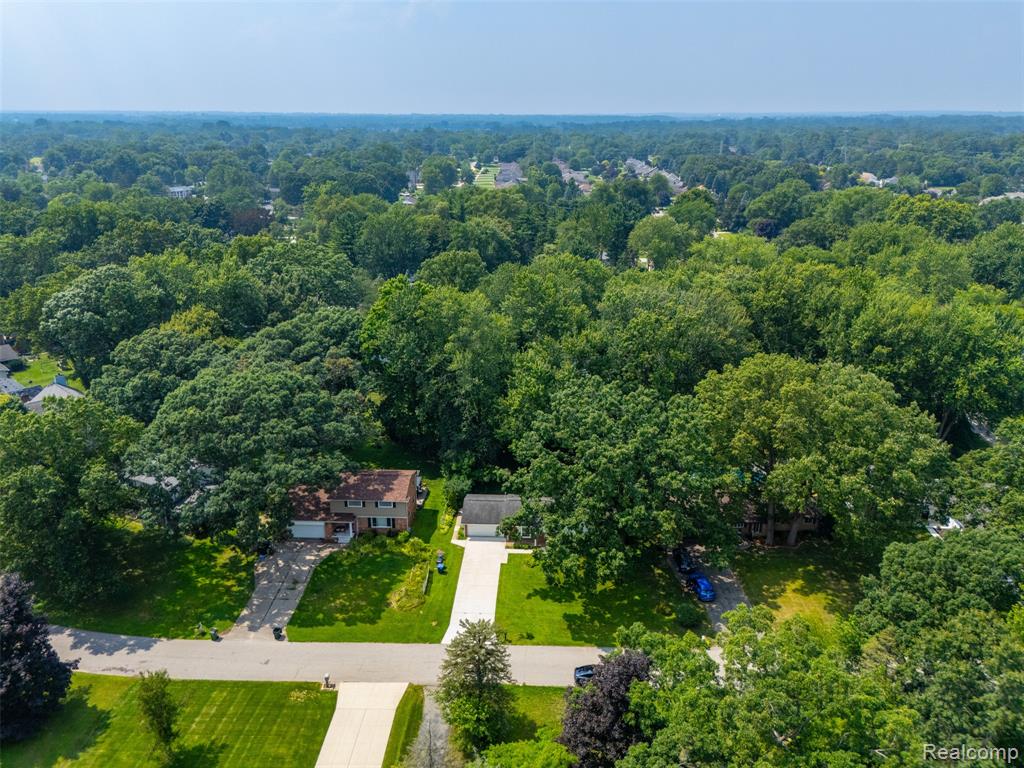 6223 Thorneycroft Drive, Shelby Twp, MI 48316 — Photo 28