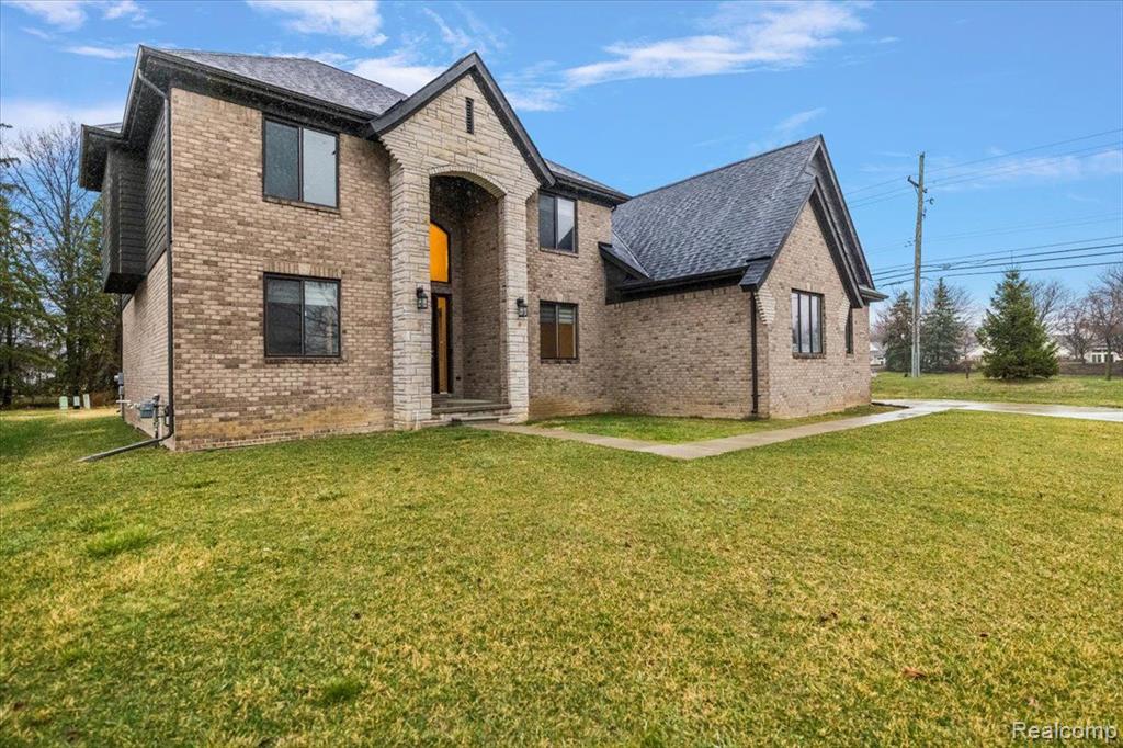 3973 LISA MARIE Drive, Sterling Heights, MI 48314 — Photo 5