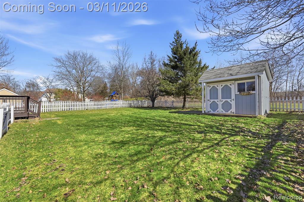 455 Waverly Lane, Howell, MI 48843 — Photo 35