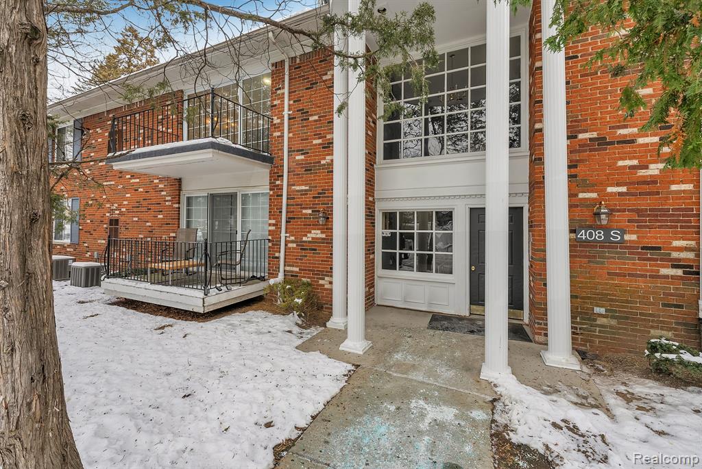 408 Fox Hills #A5 Drive S, Bloomfield Hills, MI 48304 — Photo 6