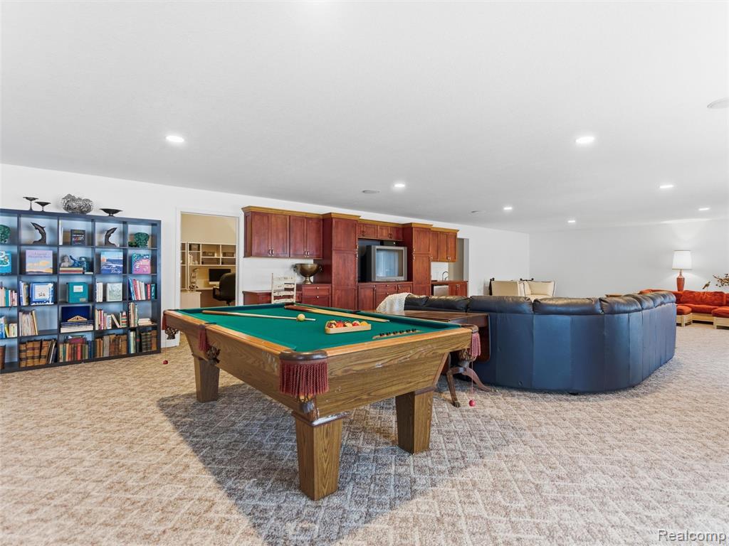 1393 Eden Gardens Drive, Fenton, MI 48430 — Photo 34