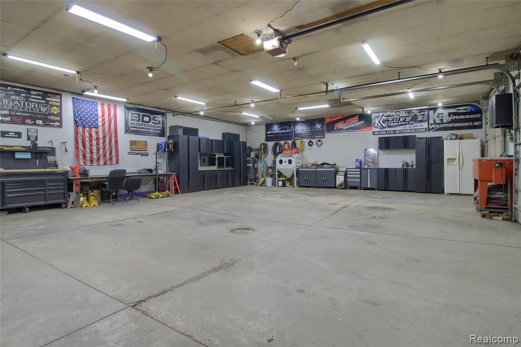13974 Carleton West Road, Carleton, MI 48117 — Photo 31