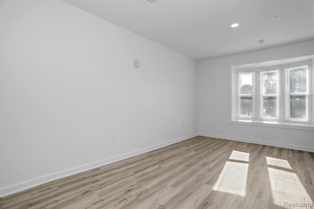 799 E Grand Boulevard, Detroit, MI 48207 — Photo 3