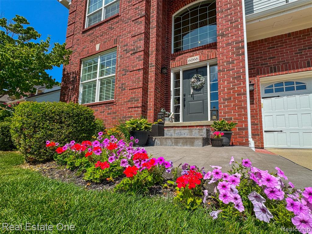 6066 Cheshire Park Drive, Clarkston, MI — Photo 3