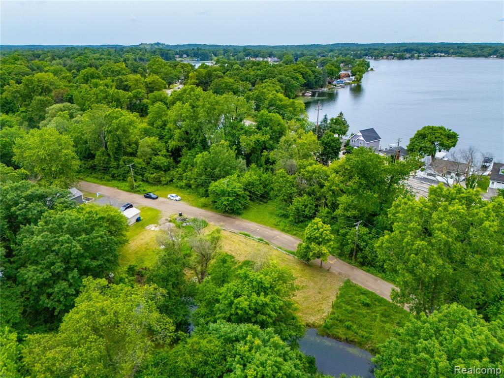 9731 Portage Trail, White Lake, MI — Photo 5