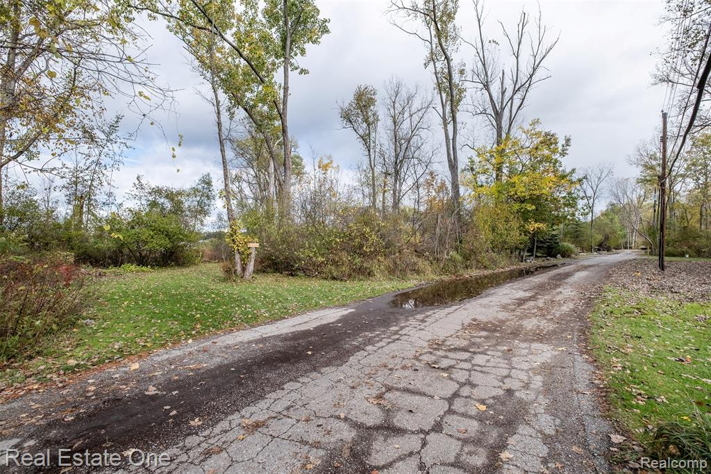 633 Appalachi Street, Commerce Twp, MI 48390 — Photo 22