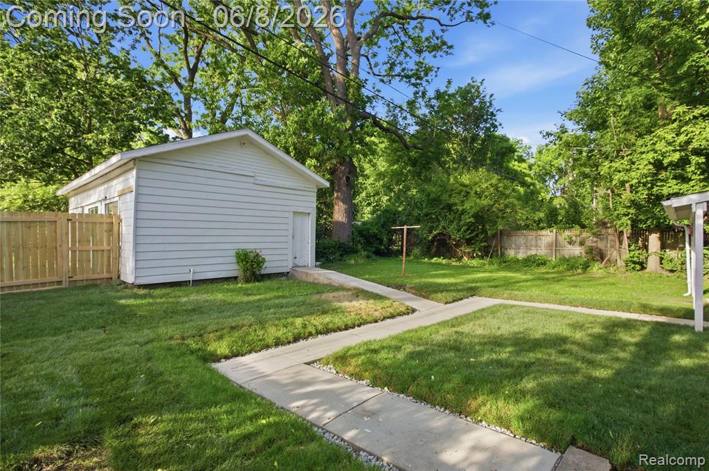 213 MAPLE Street, Ypsilanti, MI 48198 — Photo 9