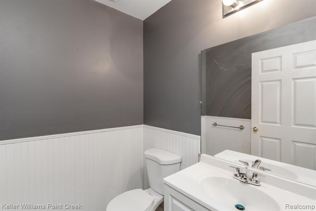 22040 Cape Cod Way, Farmington Hills, MI 48336 — Photo 19