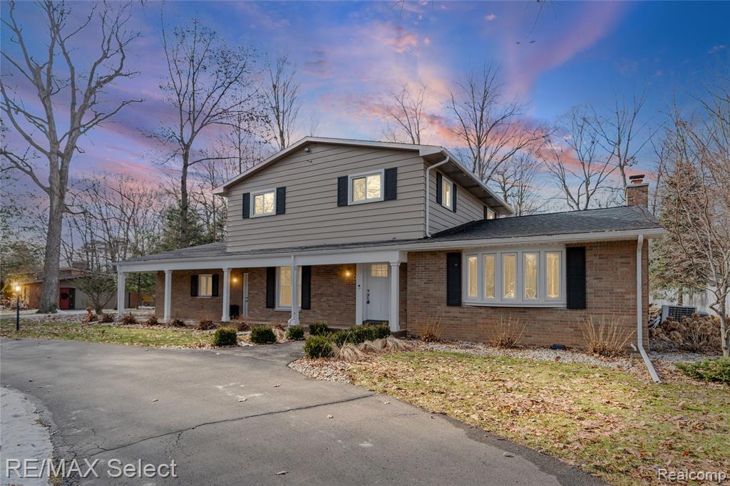 5401 S Sycamore Drive, Burton, MI 48509 — Photo 59