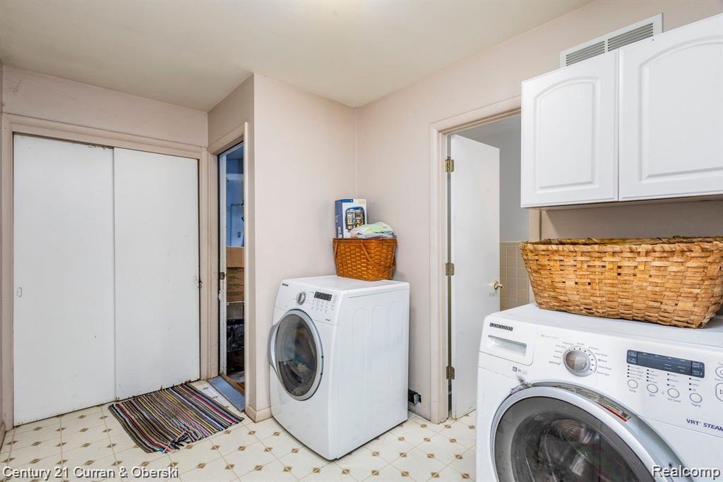 464 S ALMONT Avenue, Imlay City, MI 48444 — Photo 19