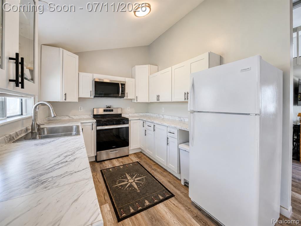 4165 Highcrest Drive, Brighton, MI 48116 — Photo 13
