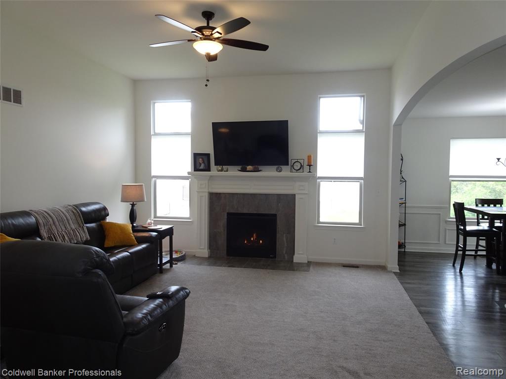 5399 Swan Drive, Burton, MI 48509 — Photo 3