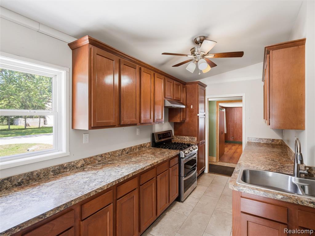 6271 Stephen, Brighton, MI 48116 — Photo 10