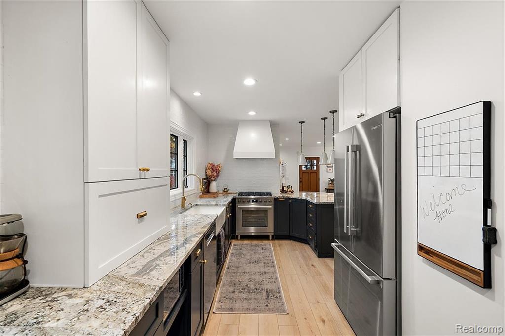 606 Golf Avenue, Royal Oak, MI 48073 — Photo 36